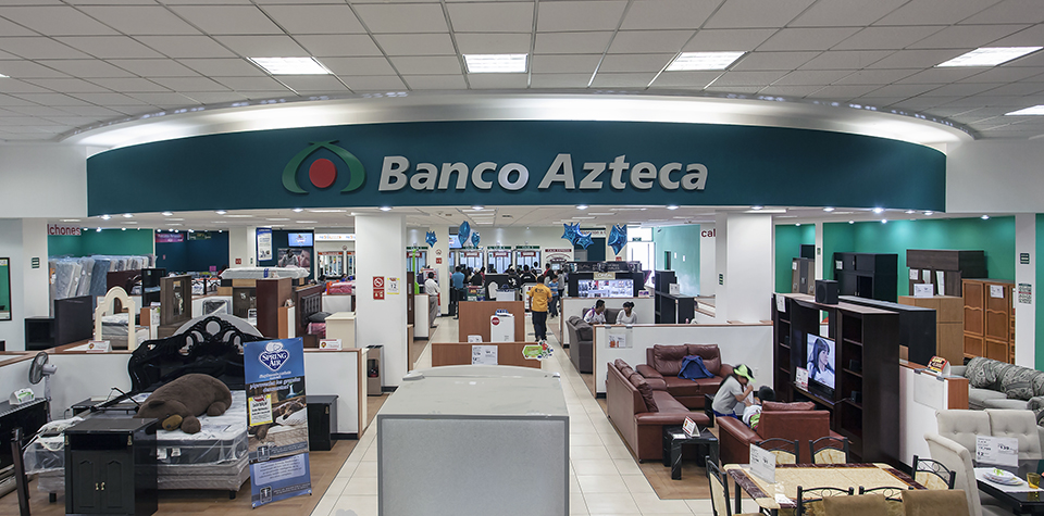 Banco Azteca en operación
